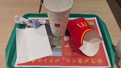 管理職としてのデスクや仕事道具